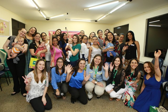 Participantes do evento Dia de Mama reunidas