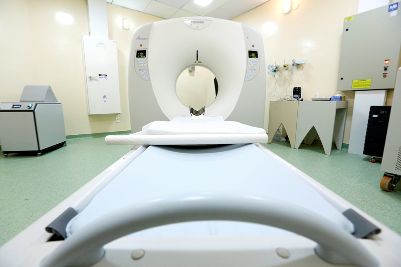 Centro de Imagem do HRU recebe novo equipamento de tomografia