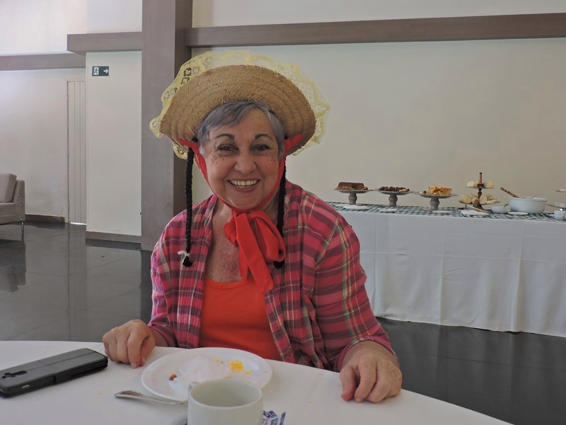 Dona Alda, uma das participantes do Roda de Vida
