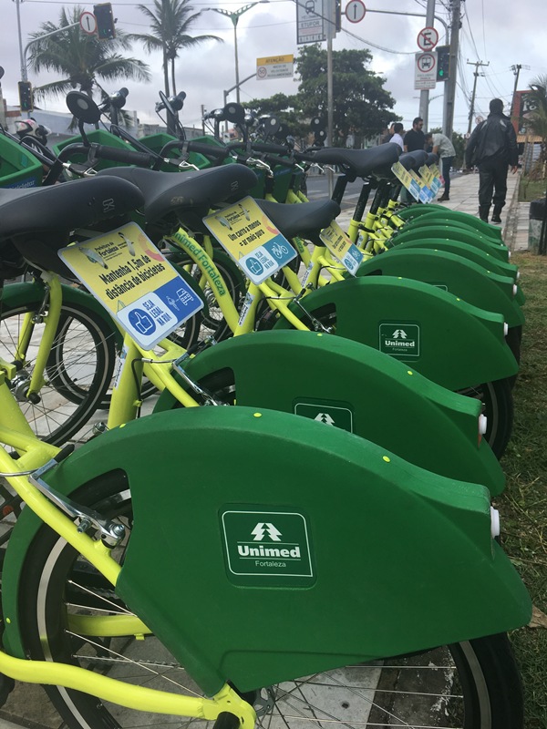 Estação de bicicletas verdes do Bicicletar