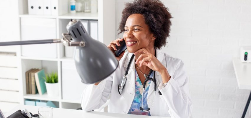 Famlias recebem boletins dirios do quadro clnico dos pacientes internados